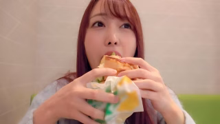 中出し部屋呑みドキュメント 可愛さと美しさの黄金比 弥生みづき