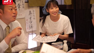 終電逃してセクハラ店長とまさかの相部屋…朝まで続くキモい性交に不覚にも感じてしまった汚れを知らないバイトちゃん 榊原萌